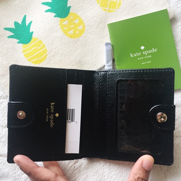 Kate Spade gold mini glitter wallet NWT - Picture 2 of 3